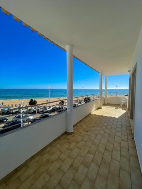 Apartmán Linha D Agua - Ap Salema Exteriér fotografie
